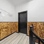 Downtown Studio 4 - Harrogate Town Centre