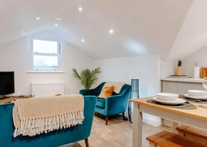 Mayfield Three - Central Harrogate Apartment