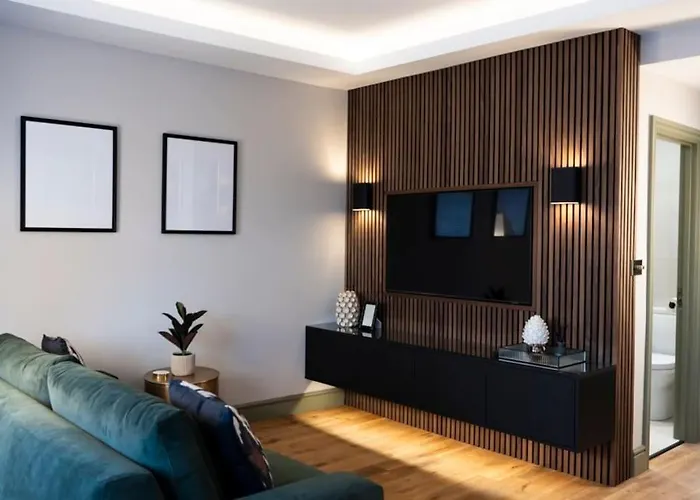 The Verdant Apartment