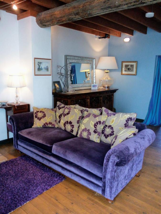 The Threshing Barn * Harrogate