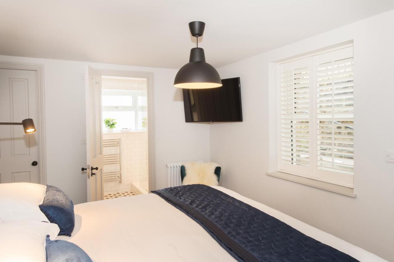 Apartment The Burrow By Serviced *