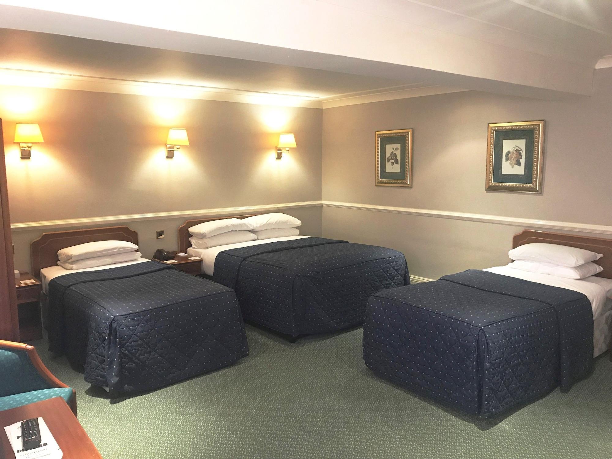 Cairn Hotel