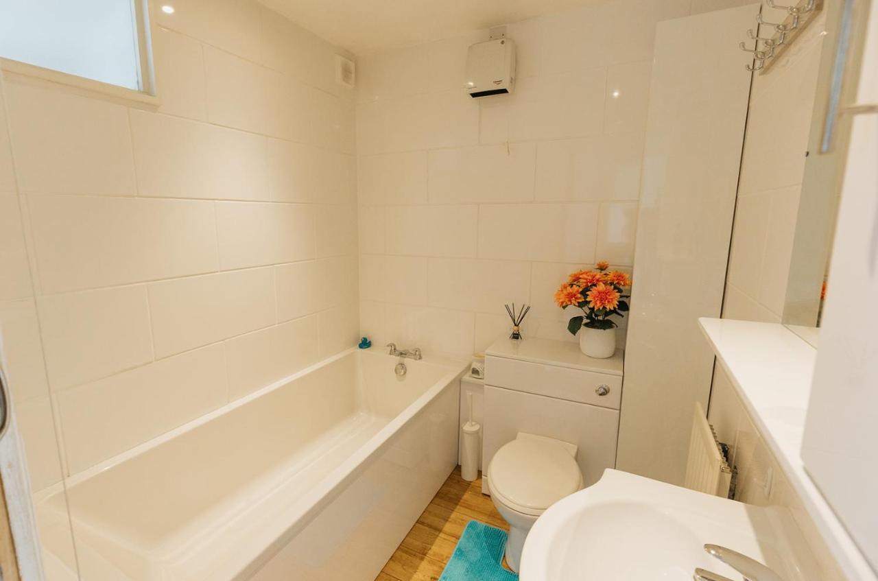 Swinton House - Beautiful 3 Bed House In Harrogate, North Yorkshire Holiday home Harrogate