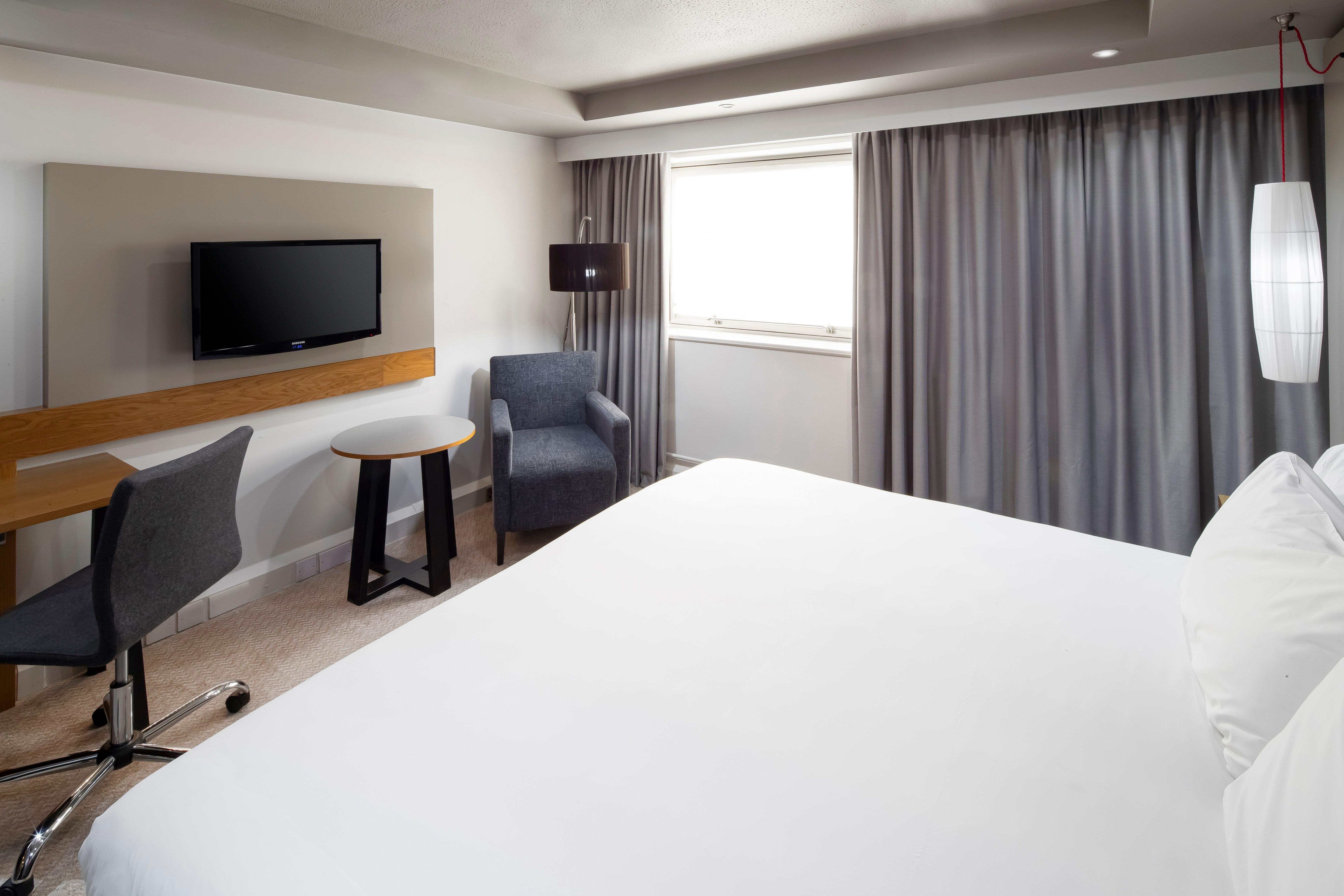 Crowne Plaza By Ihg Hotel
