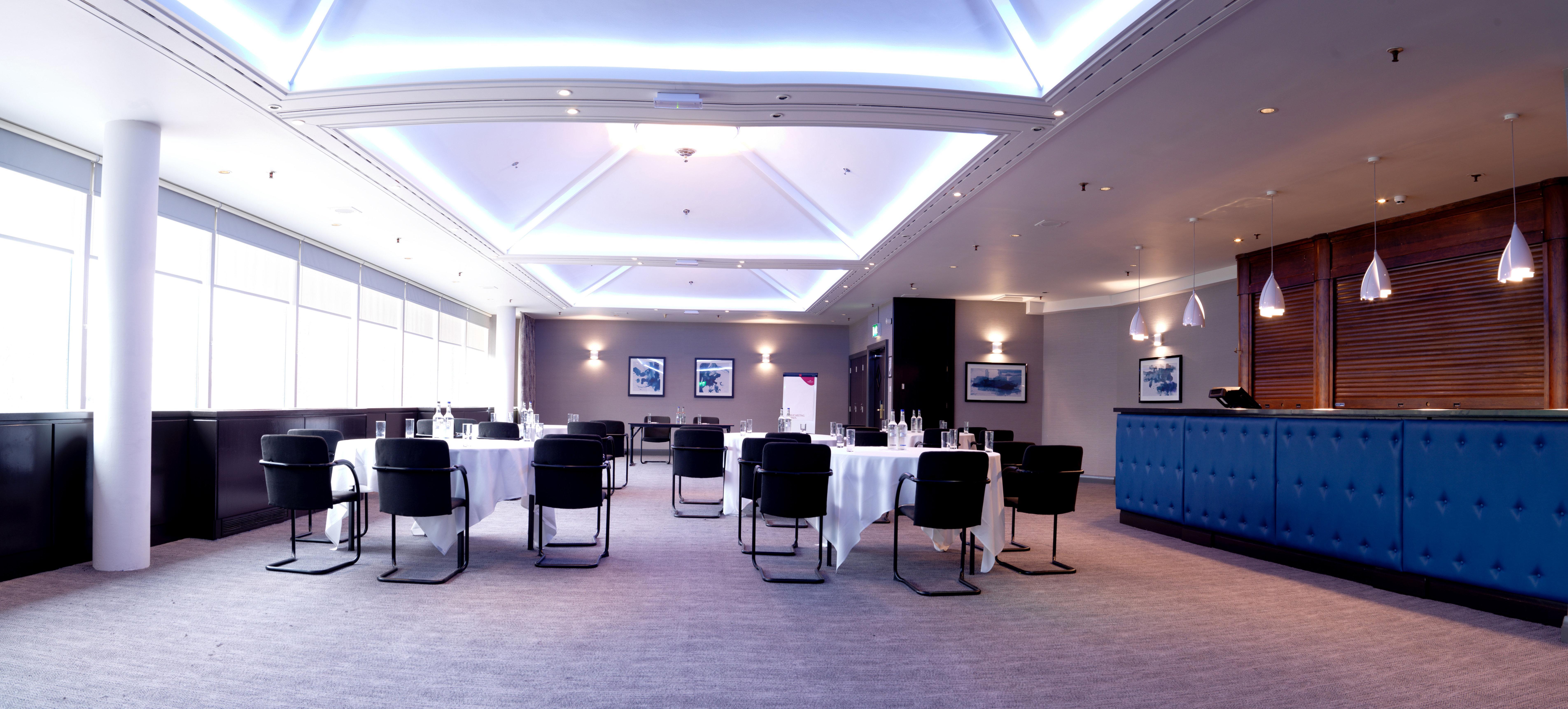 Crowne Plaza By Ihg Hotel