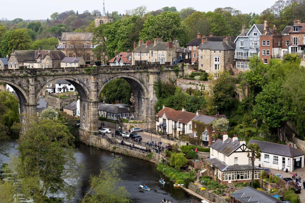 Finest Retreats - The Regency Harrogate