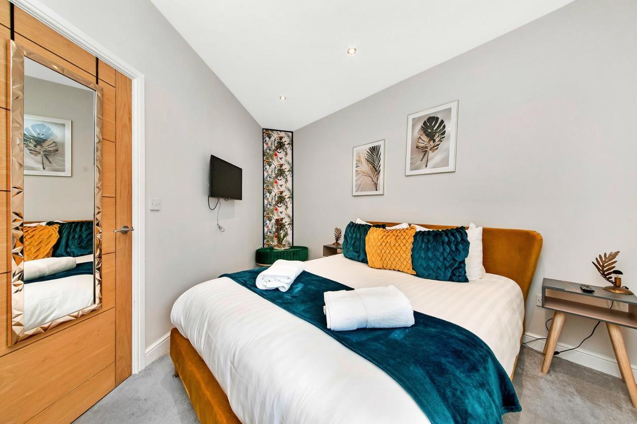 Finest Retreats - The Regency Apartment *