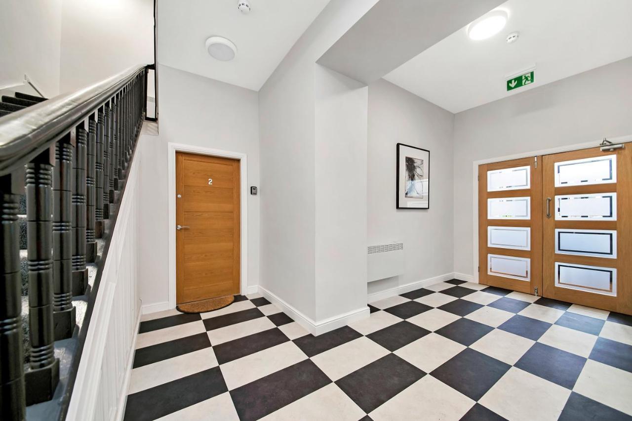 Finest Retreats - The Regency Apartment *