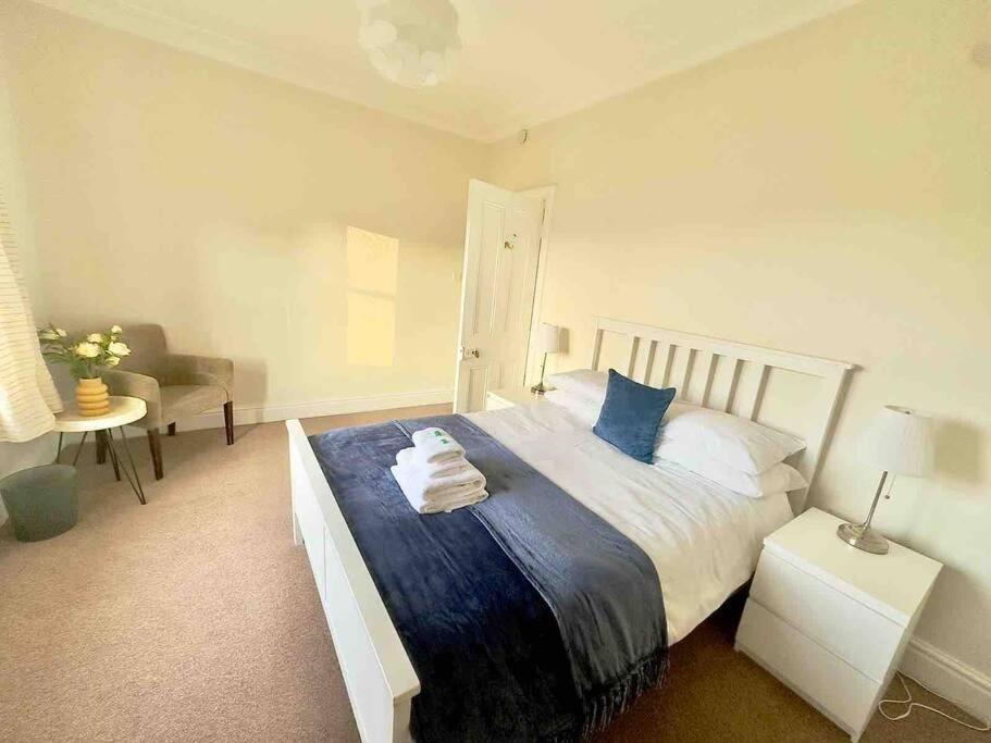 Apartment Spacious & Bright 3 Bed