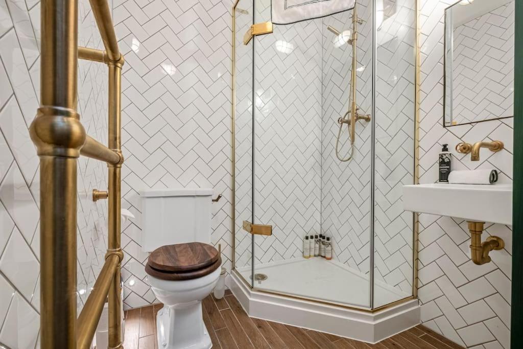Luxury Mews House In