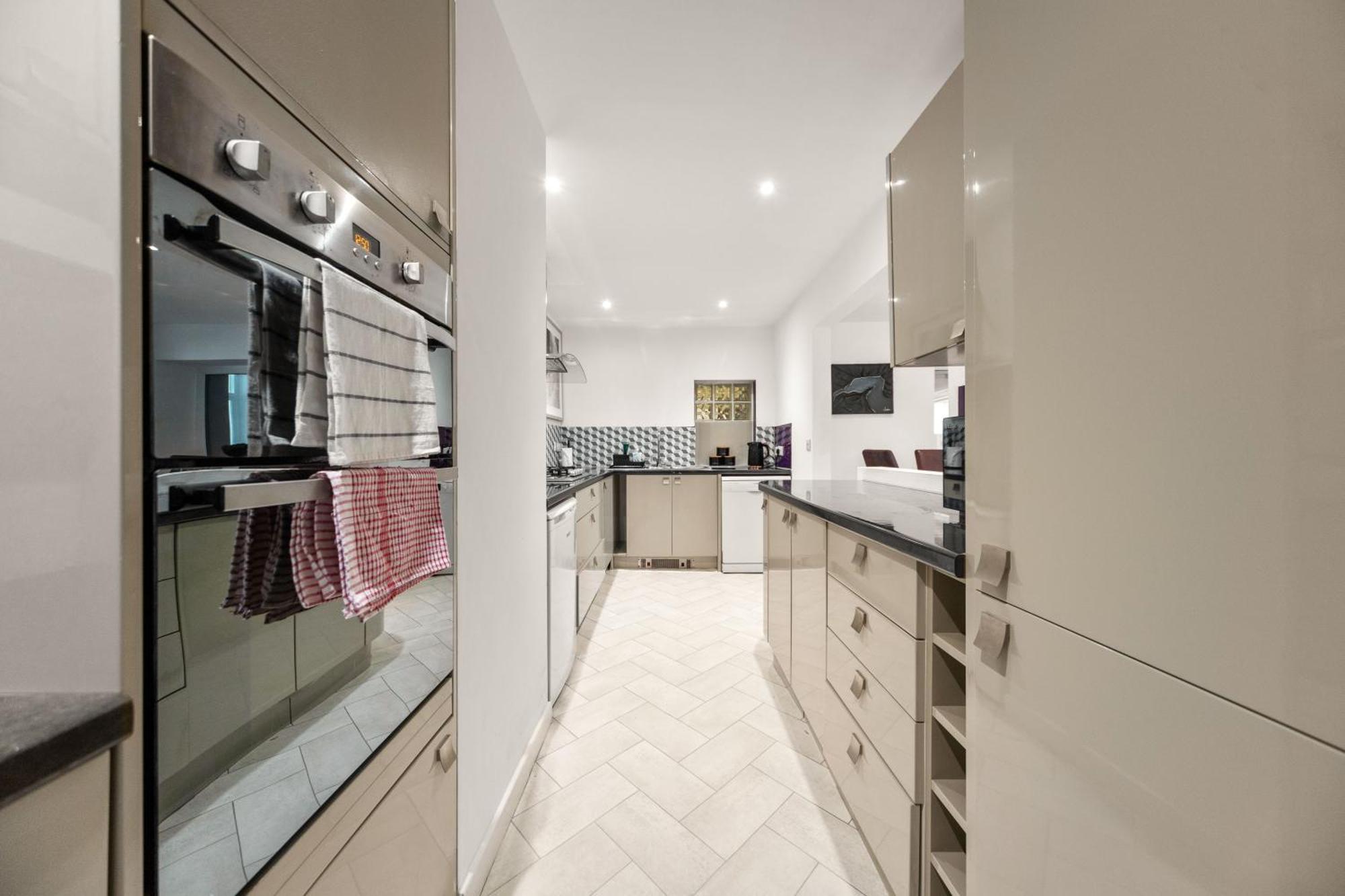 Apartment Harrogate Suites