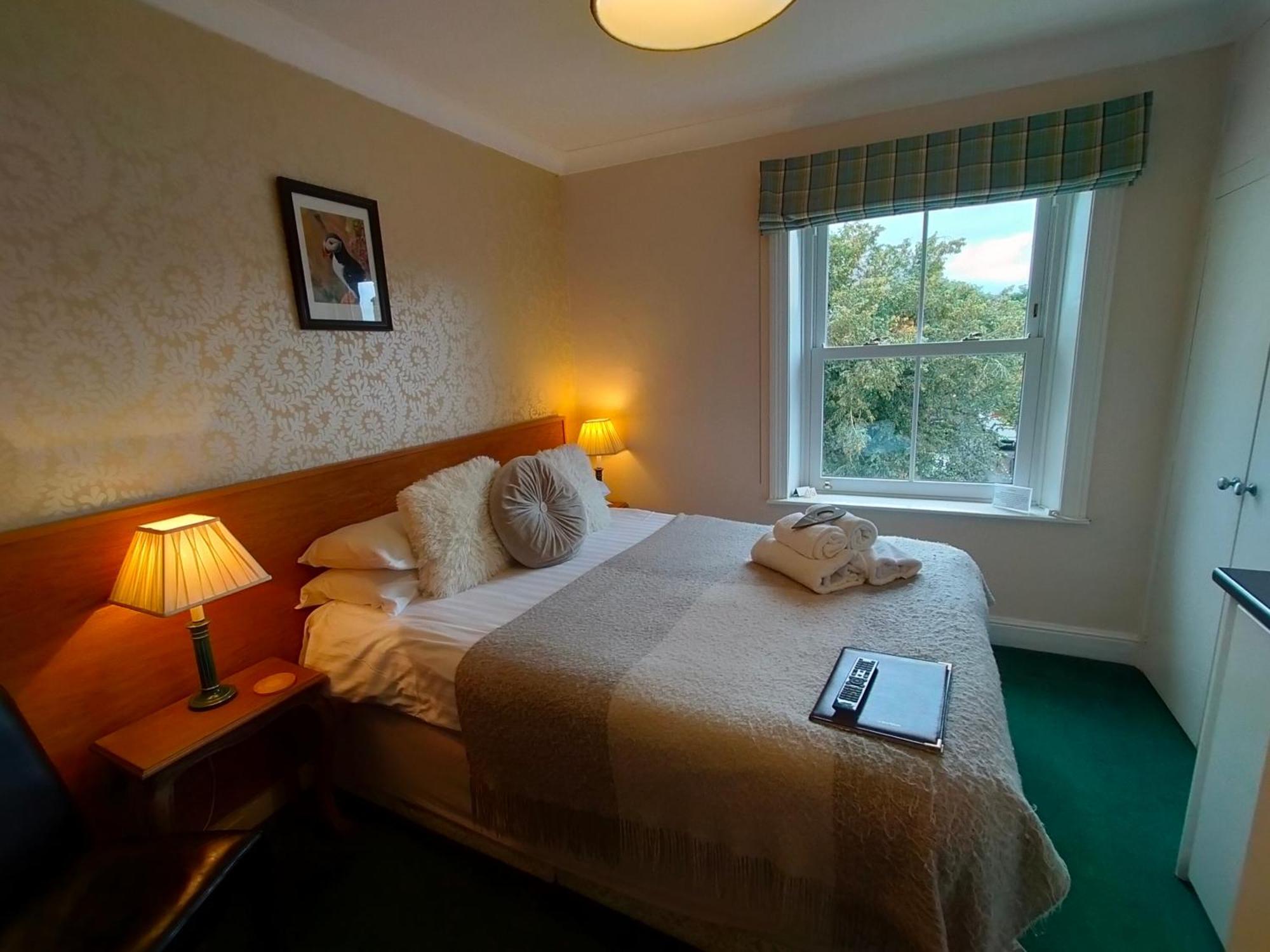 Guest house Arden House 4*