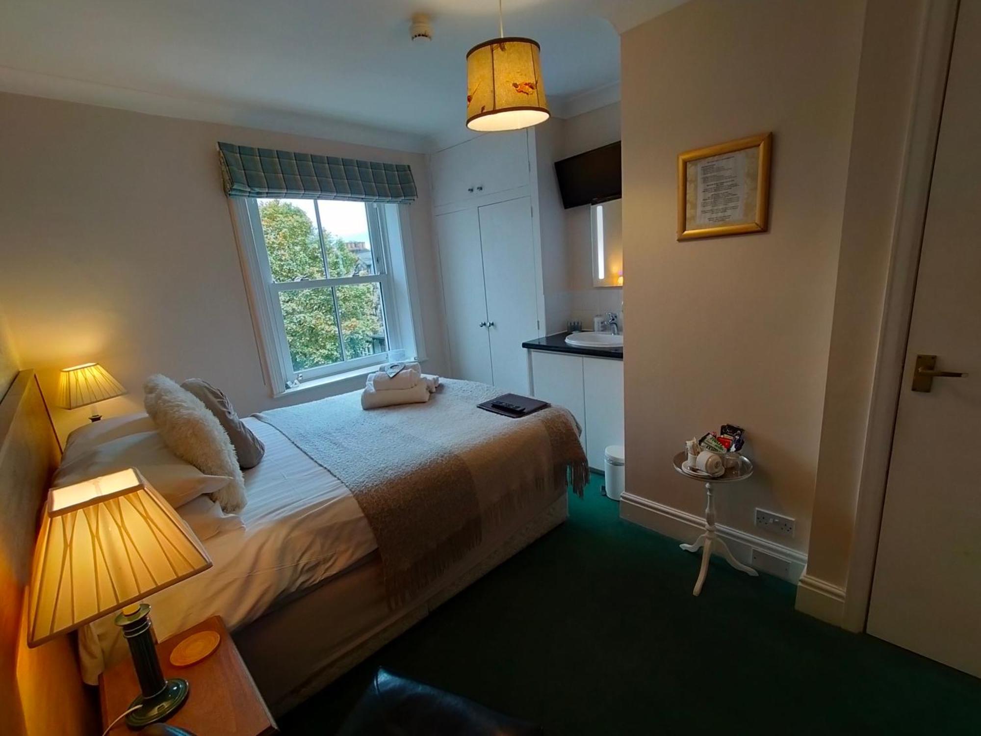 Arden House Guest house 4*