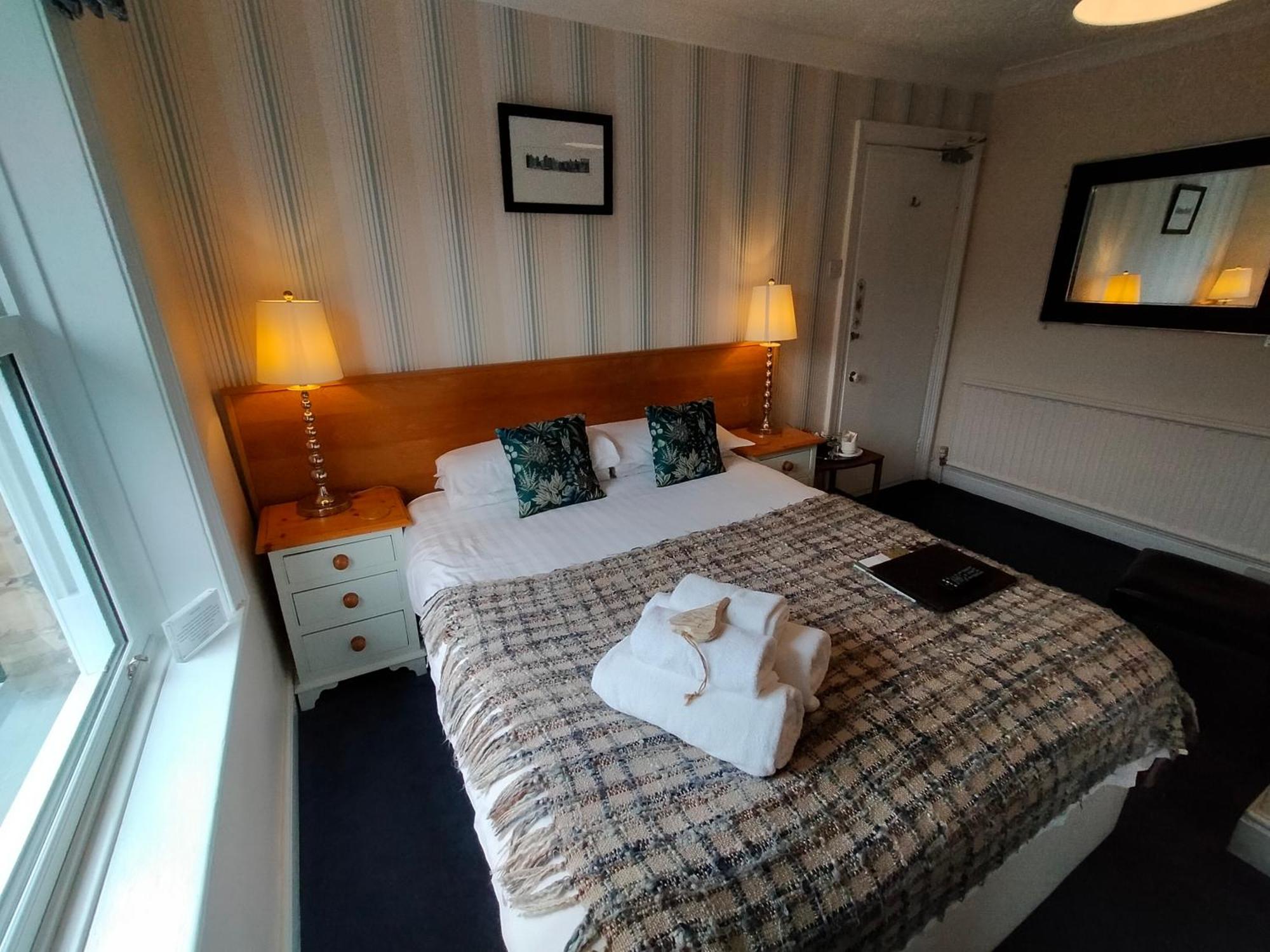 Guest house Arden House 4*