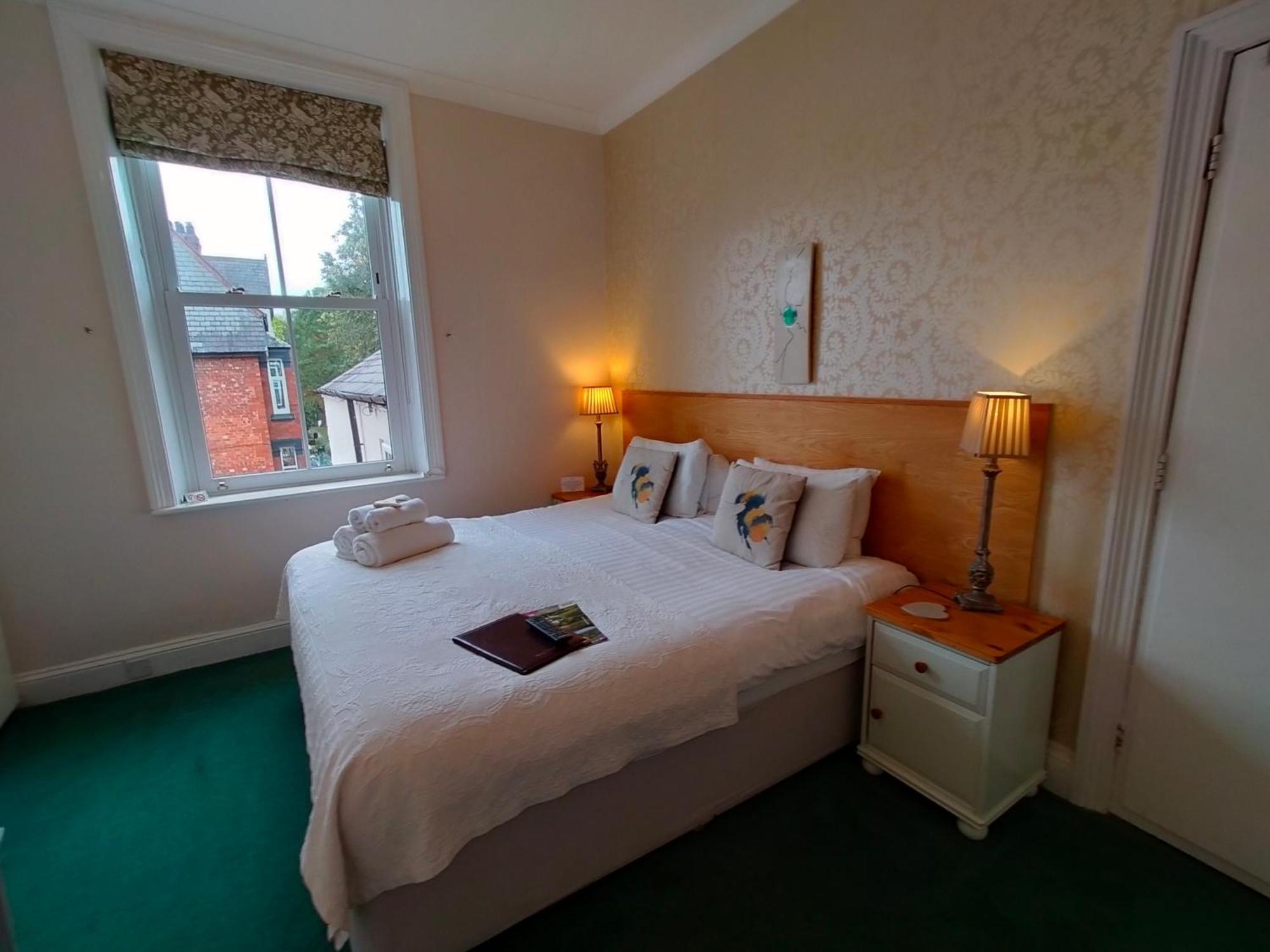 Guest house Arden House