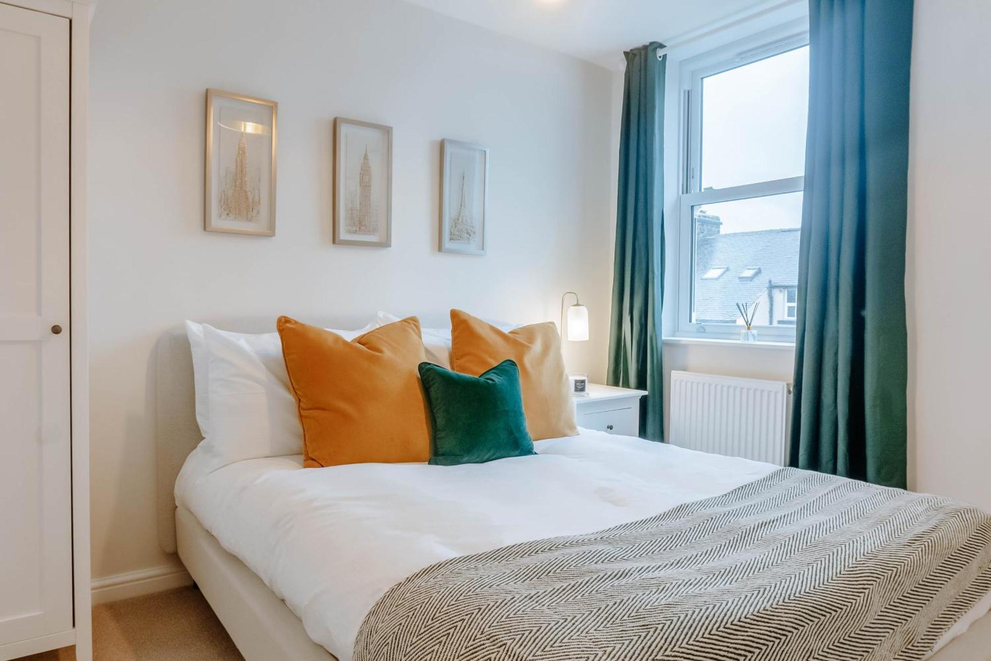 Mayfield Three - Apartment *