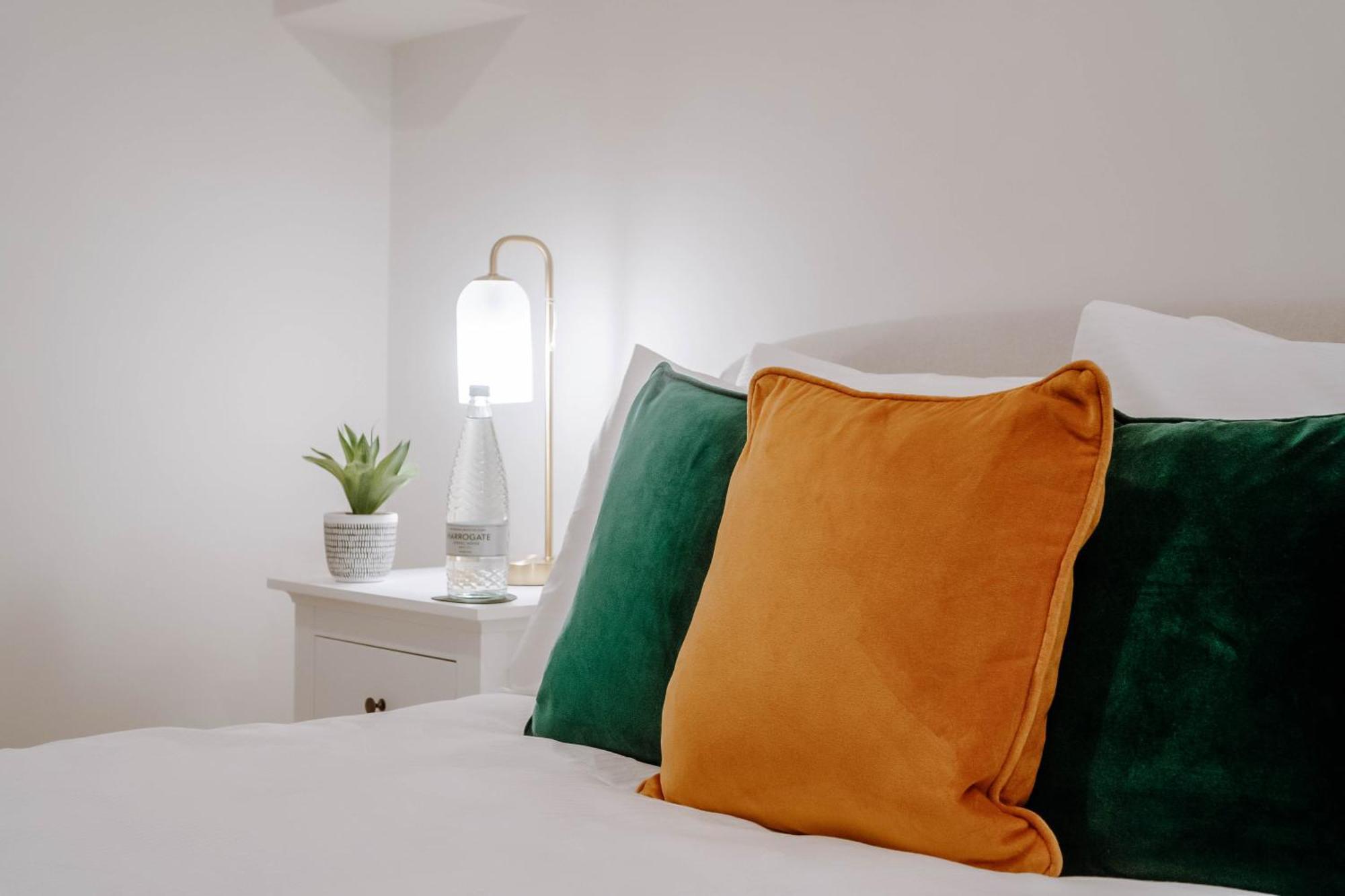 Mayfield Three - Apartment *