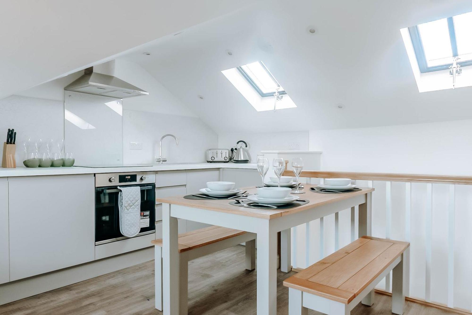 Apartment Mayfield Three - *