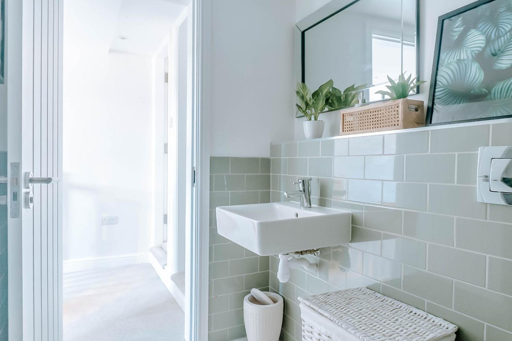 Apartment Mayfield Three - *