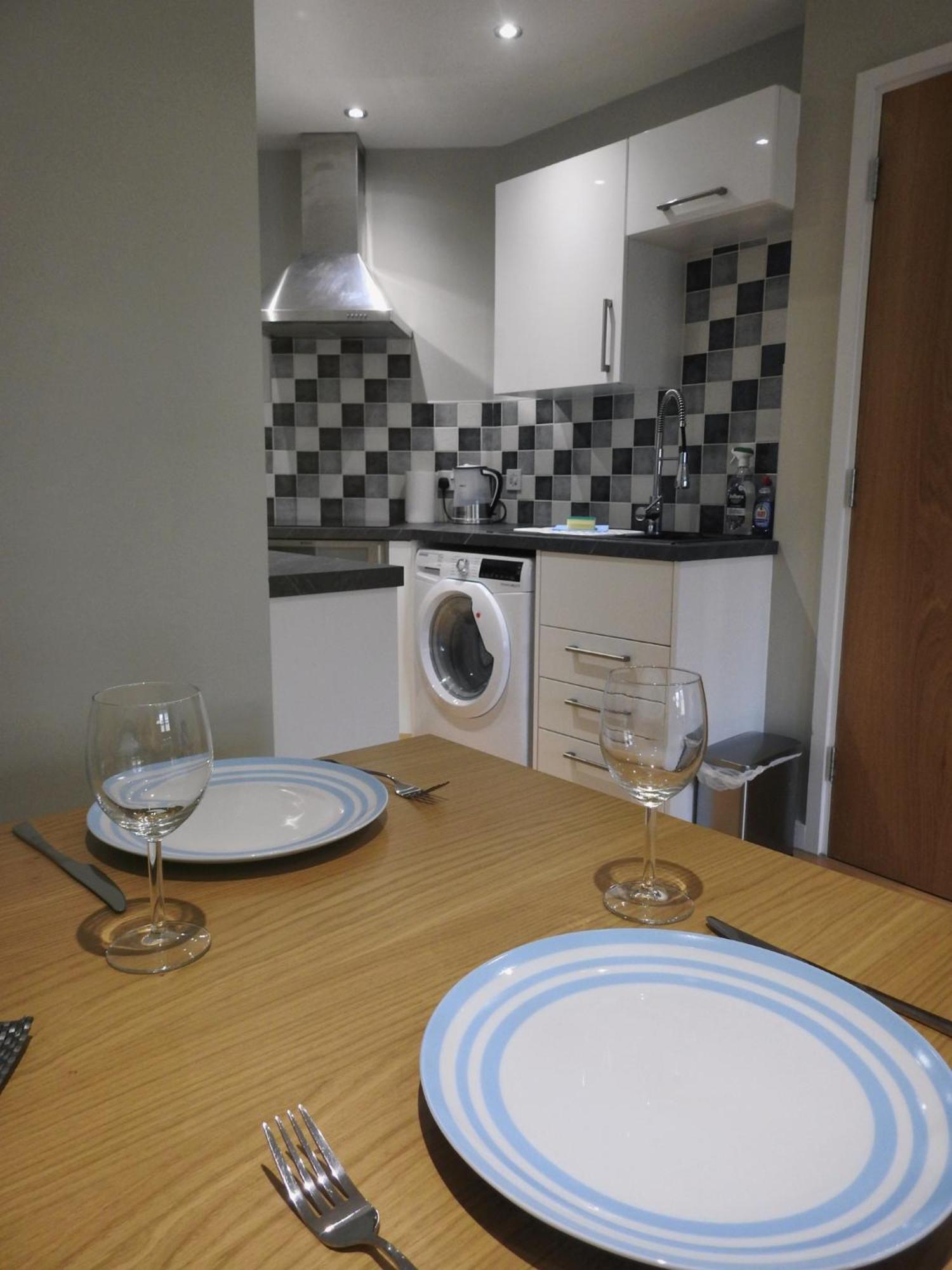 Apartment Stylish Modern With Parking *