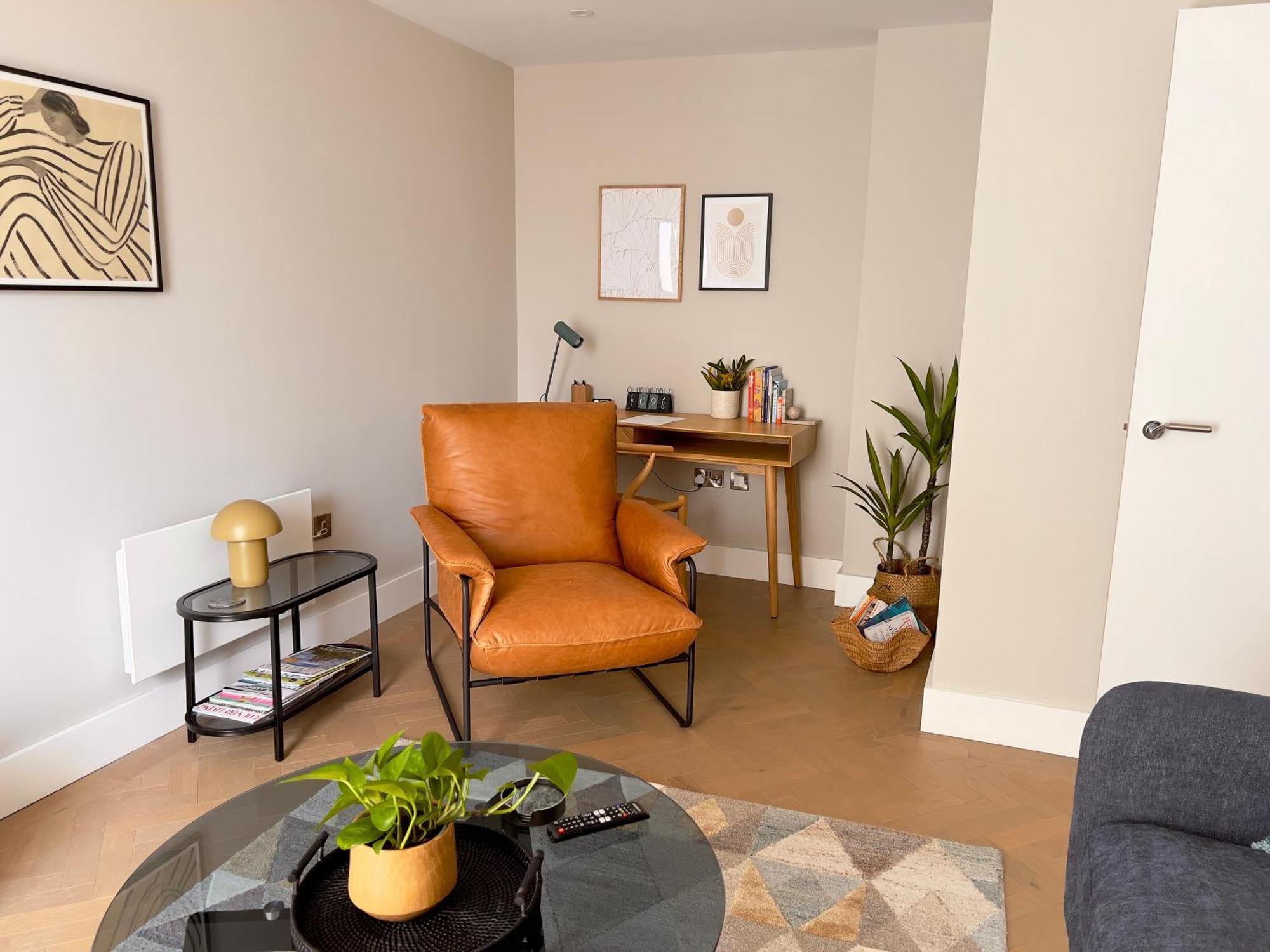 Lambert House Apartment *