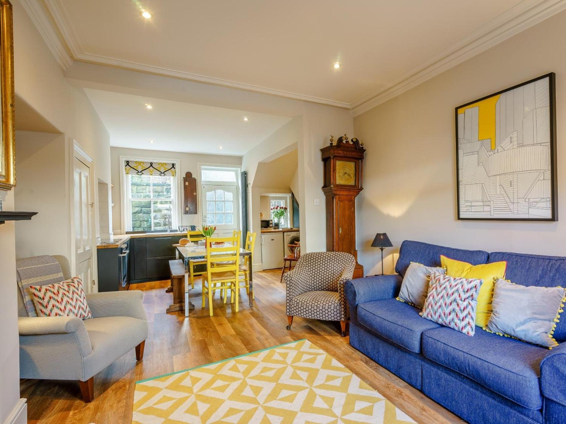 4 Bed In 73424 Holiday home *