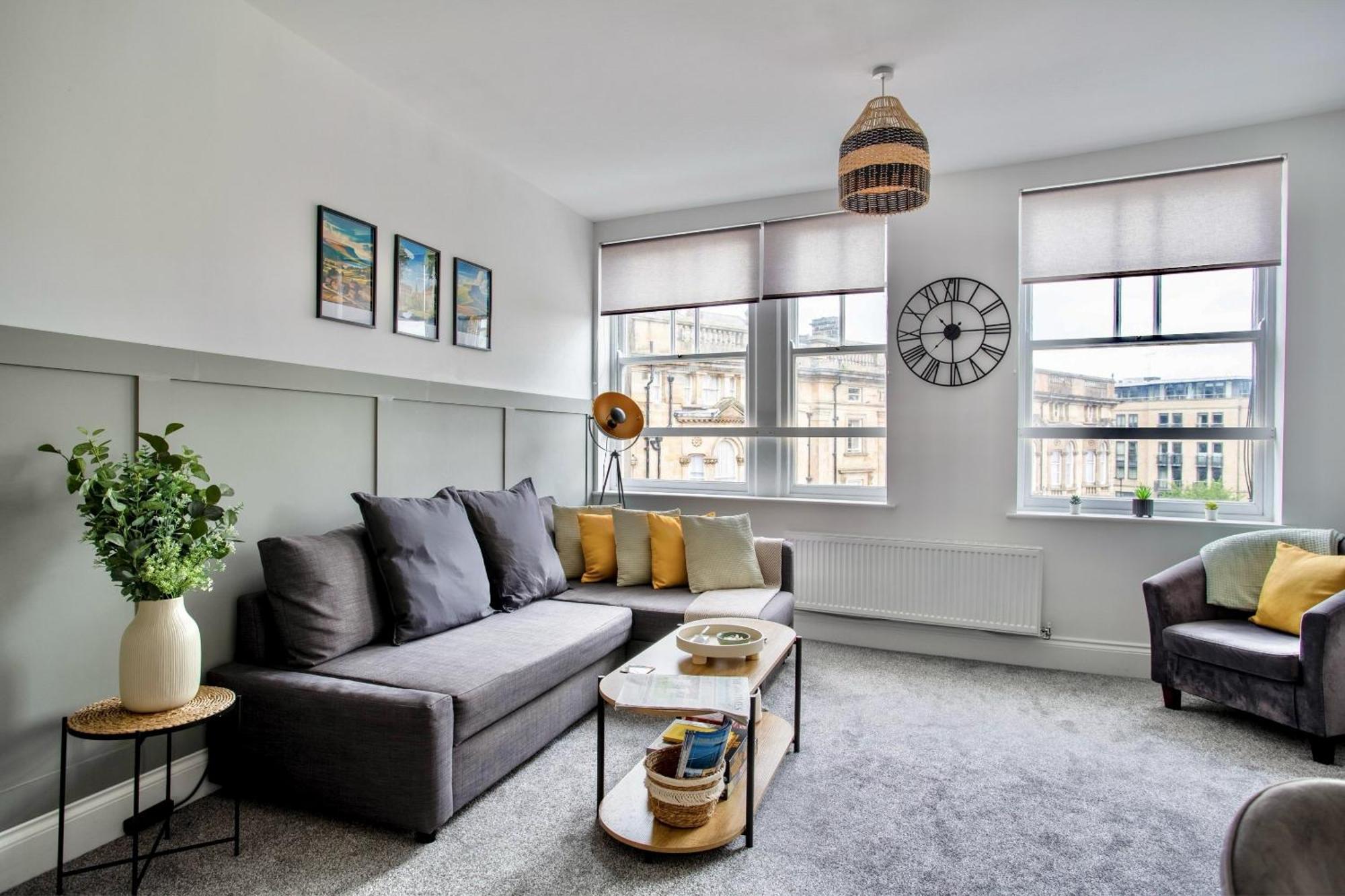 The Yorkshire Crown - Luxury - Free Parking Nearby *