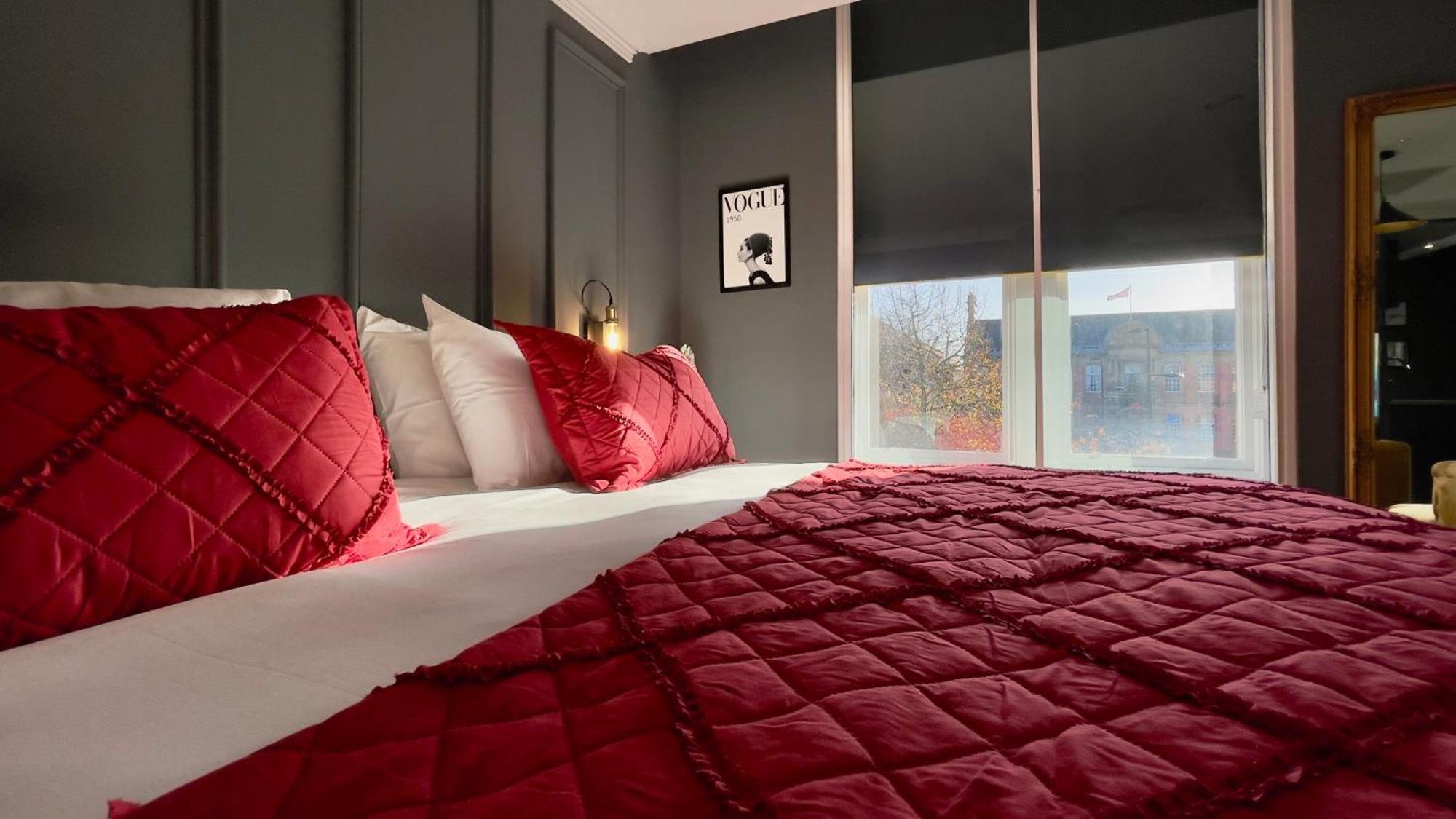 Aparthotel By Deuce *