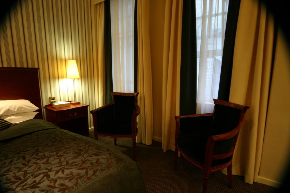 Cairn Hotel