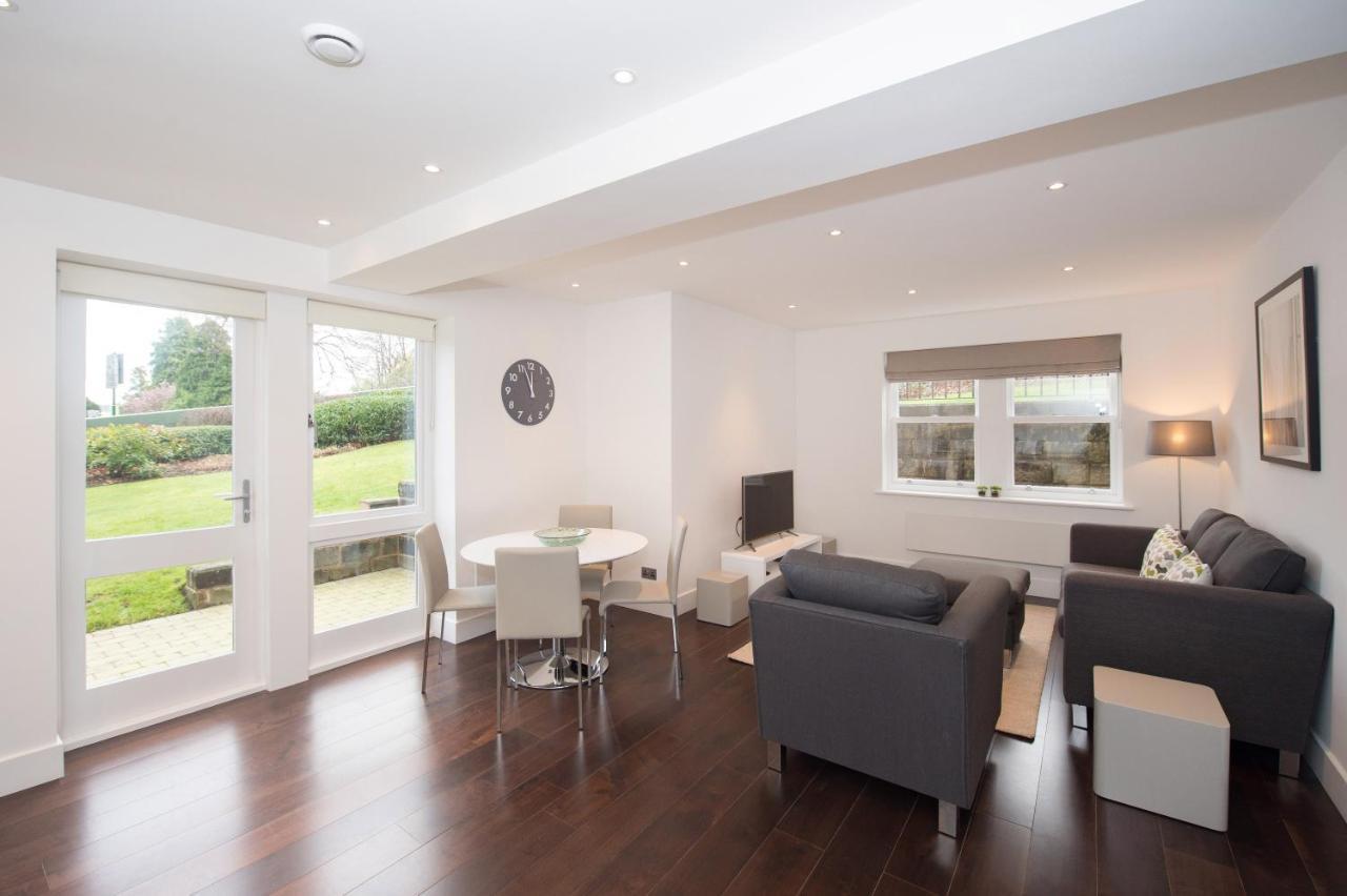 The Windsor - By Serviced * Harrogate