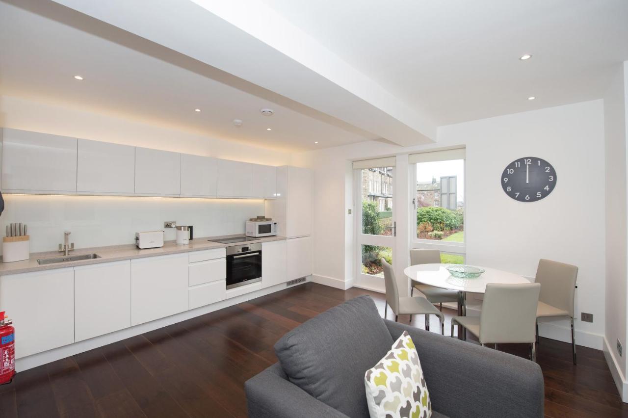 The Windsor - By Serviced Apartment *