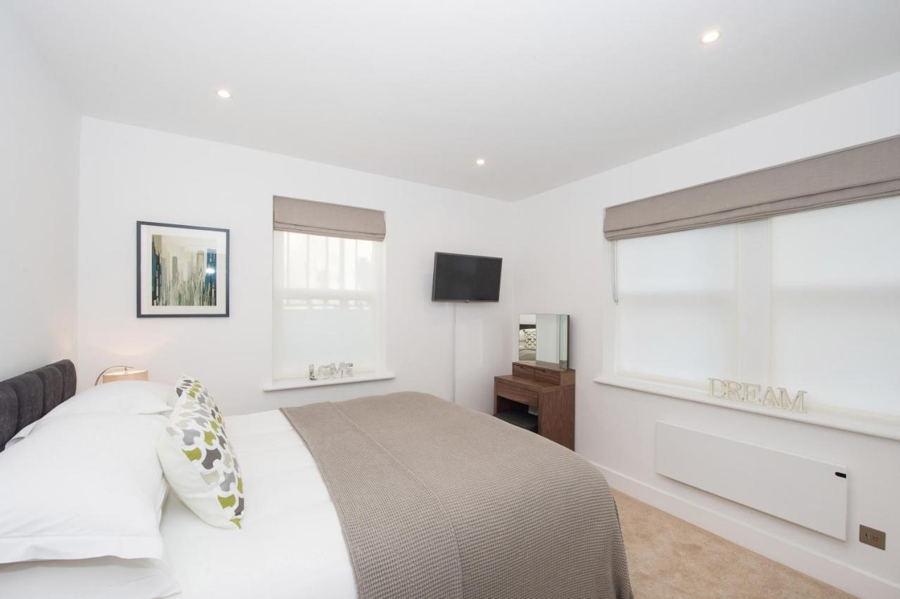 The Windsor - By Serviced Apartment *