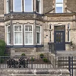 Host & Stay - Green View