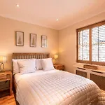 Cosy Central Cottage In Harrogate