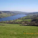 Relaxing Getaway, With Outstanding Views
