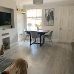 Castle Cottage