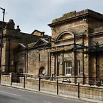 Montys Luxury Apartment In Harrogate