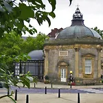 Montys Luxury Apartment In Harrogate