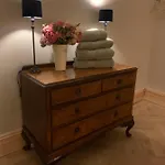 Private Apartment - 3 Bedrooms