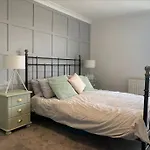 Dragon Parade Apartment