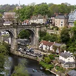 Finest Retreats - The Regency