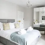 St Magnus House, Fabulous Harrogate Town House