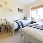 3 Bed Property In Harrogate District Hh057
