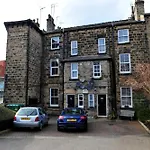 Harrogate Holiday Apartments - Strawberry One - Private Parking