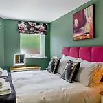 3 Bed In Harrogate 92158