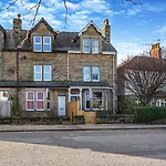 The Harrogate House - 4 Bed Townhouse