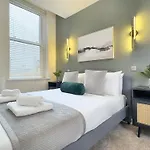 Harrogate House Apt 2 - Stylish Central Flat