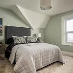 Kist Accommodates - Hughenden Loft