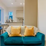 Mayfield - Central Harrogate Apartment - Ground Floor