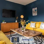 Central Elegant Three Bed Duplex By Movida Property Group Short Lets & Serviced Accommodation Harrogate